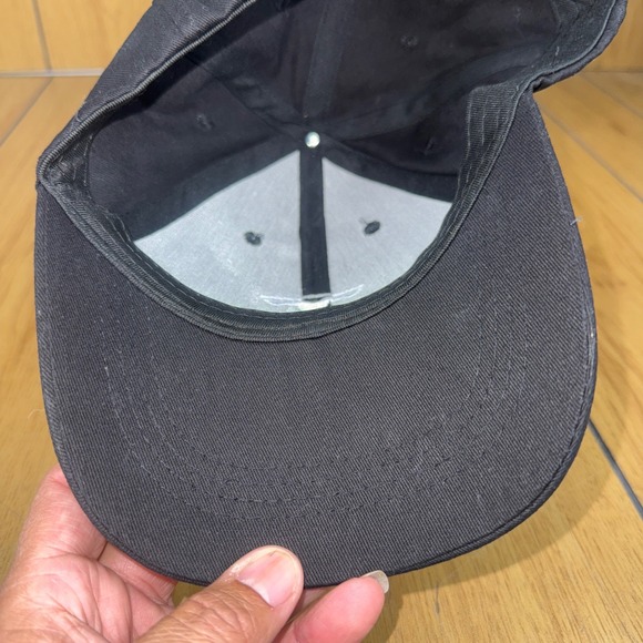 Black Tesla‎ Baseball Cap Embroidered T Logo Adjustable Strap - Picture 7 of 8